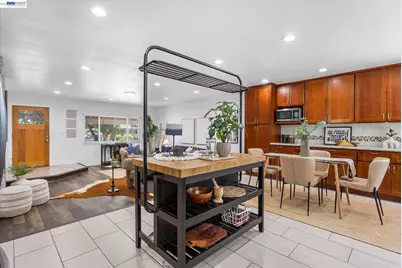 6760 Maple Dr, Dublin, CA 94568 - Photo 17