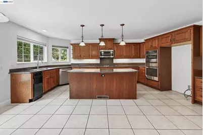 1147 Lomitas Ave, Livermore, CA 94550 - Photo 5