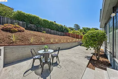 2328 Carquinez Ave, El Cerrito, CA 94530 - Photo 69