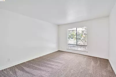 490 Civic Dr #101, Walnut Creek, CA 94596 - Photo 15