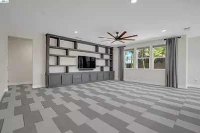 208 Halloran Ct, Brentwood, CA 94513 - Photo 21
