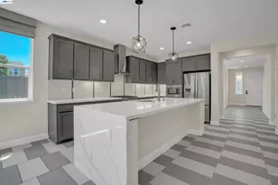 208 Halloran Ct, Brentwood, CA 94513 - Photo 11