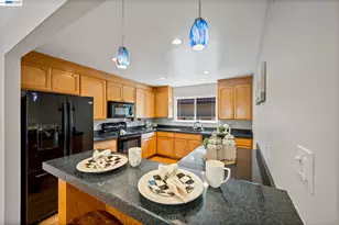 35843 Salvador Ct, Fremont, CA 94536 - Photo 13