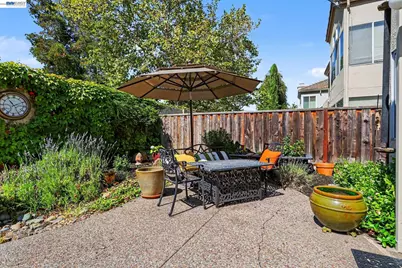 1086 Vista Pointe Cir, San Ramon, CA 94582 - Photo 27