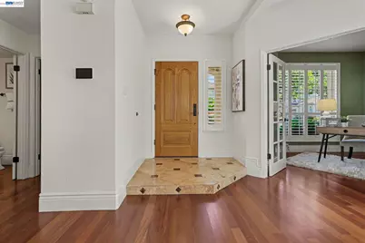 1086 Vista Pointe Cir, San Ramon, CA 94582 - Photo 3