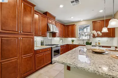 2836 Stringham Way, Dublin, CA 94568 - Photo 21