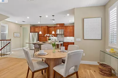 2836 Stringham Way, Dublin, CA 94568 - Photo 9