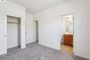131 Burbank St, Hayward, CA 94541 - Photo 25