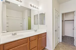 131 Burbank St, Hayward, CA 94541 - Photo 21
