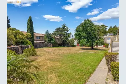 1955 Grande Cir, Fairfield, CA 94533 - Photo 9