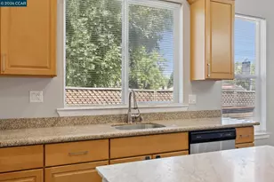 108 Redondo Dr, Pittsburg, CA 94565 - Photo 17