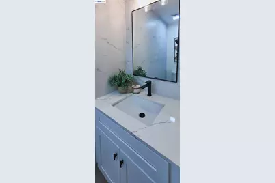 140 Castro St, San Leandro, CA 94577 - Photo 17