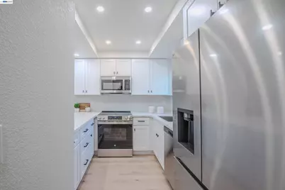 140 Castro St, San Leandro, CA 94577 - Photo 13