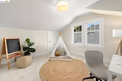 528 Haddon Rd, Oakland, CA 94606 - Photo 19