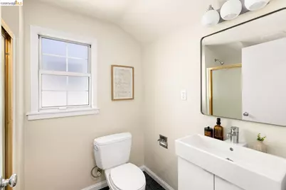 528 Haddon Rd, Oakland, CA 94606 - Photo 23