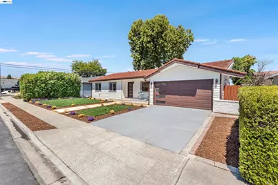 7832 Gardella Dr, Dublin, CA 94568 - Photo 3