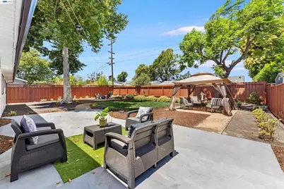 7832 Gardella Dr, Dublin, CA 94568 - Photo 17