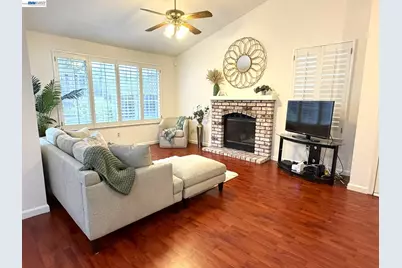 11651 Rolling Hills Pl, Dublin, CA 94568 - Photo 3