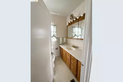 1862 66th Ave, Oakland, CA 94621 - Photo 9
