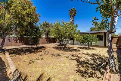 61 Inlet Dr, Bay Point, CA 94565 - Photo 35