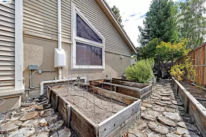 5875 Arlene Way, Livermore, CA 94550 - Photo 41