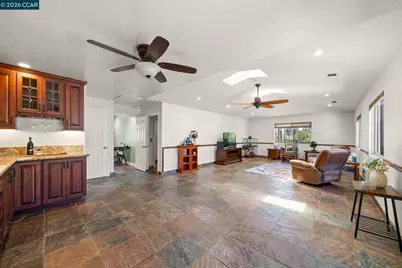 1361 La Vista Ave, Concord, CA 94521 - Photo 13