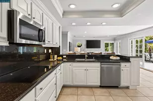 406 Skycrest Dr, Danville, CA 94506 - Photo 25
