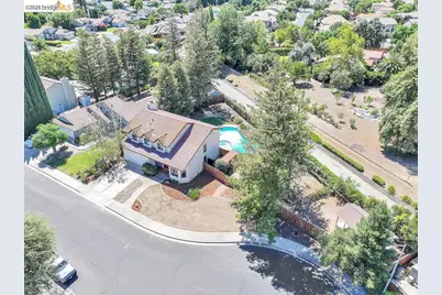 1400 Valencia Ct, Brentwood, CA 94513 - Photo 31