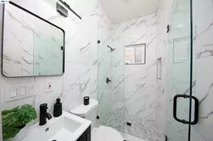 1043 18th St, Oakland, CA 94606 - Photo 33