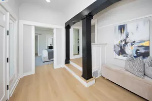 1043 18th St, Oakland, CA 94606 - Photo 9