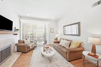 3655 Birchwood Ter #112, Fremont, CA 94536 - Photo 3