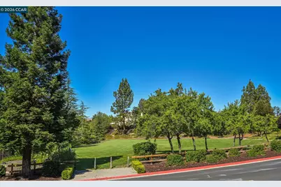 421 Stoneybrook Ct, Danville, CA 94506 - Photo 43