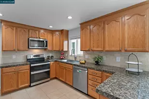 2674 Olivera Rd, Concord, CA 94519 - Photo 15