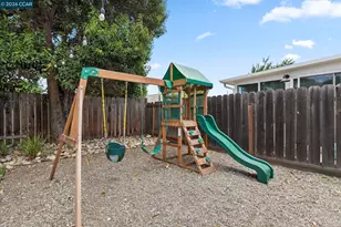 2674 Olivera Rd, Concord, CA 94519 - Photo 41