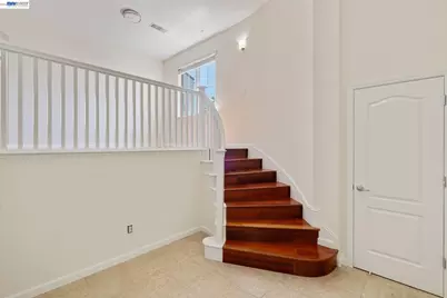 7981 Bellina St, Dublin, CA 94568 - Photo 5