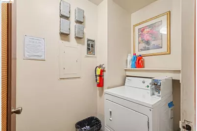 651 Oakland Ave #2D, Oakland, CA 94611 - Photo 21