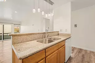 651 Oakland Ave, Oakland, CA 94611 - Photo 15