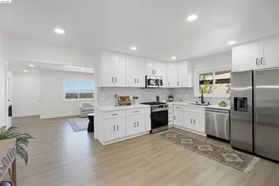 1090 Central Blvd, Hayward, CA 94542 - Photo 17