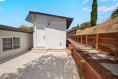 1090 Central Blvd, Hayward, CA 94542 - Photo 47