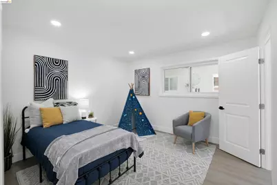 1090 Central Blvd, Hayward, CA 94542 - Photo 33