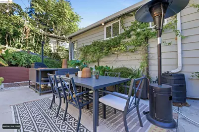 7308 Hillmont, Oakland, CA 94605 - Photo 31