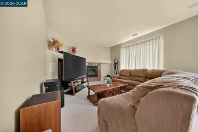 1816 Crown Peak Way, Antioch, CA 94531 - Photo 7