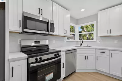 19515 Western Blvd, Hayward, CA 94541 - Photo 19