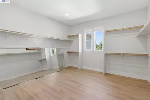 2200 Lotus Way, Tracy, CA 95376 - Photo 43