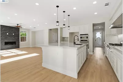 2200 Lotus Way, Tracy, CA 95376 - Photo 15