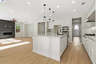 2200 Lotus Way, Tracy, CA 95376 - Photo 15