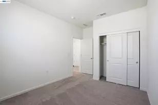 16047 Pirates Cv Ln, Lathrop, CA 95330 - Photo 17