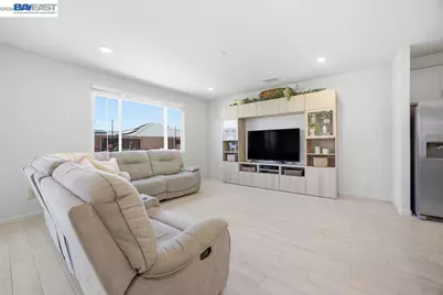 1012 Ramos Drive, Winters, CA 95694 - Photo 15