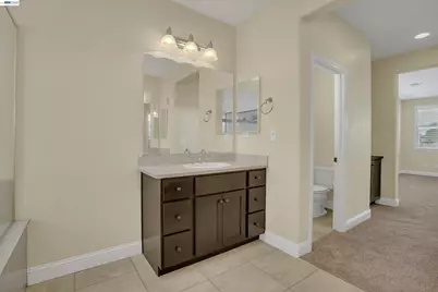 582 Pasture Ave, Lathrop, CA 95330 - Photo 27