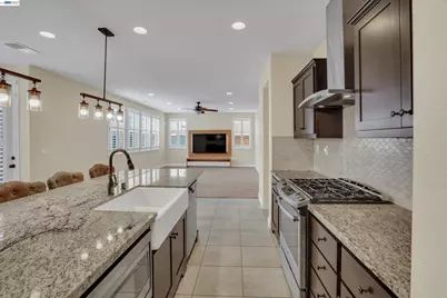 582 Pasture Ave, Lathrop, CA 95330 - Photo 15